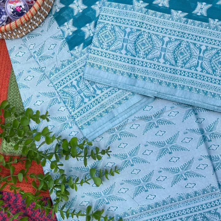 Kolmi Saree